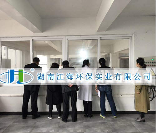 客戶滿意是檢驗(yàn)我們工作的實(shí)時(shí)標(biāo)準(zhǔn)！