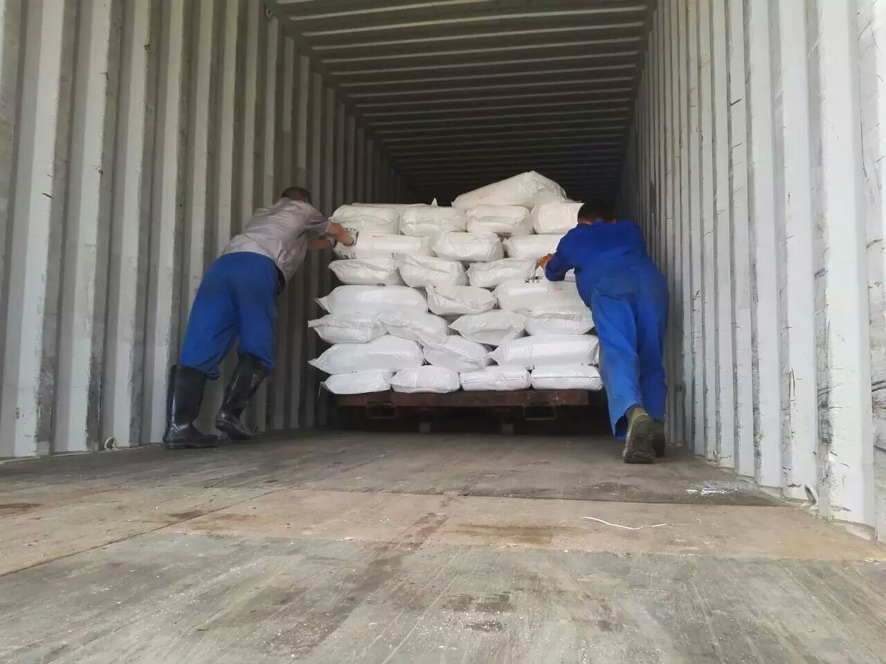 氯化銨廠家，湖南江海始終堅持“服務(wù)”為核心！
